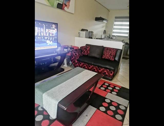 2 BEDROOM APARTMENT FOR SALE IN GREENHILLS EXT 3